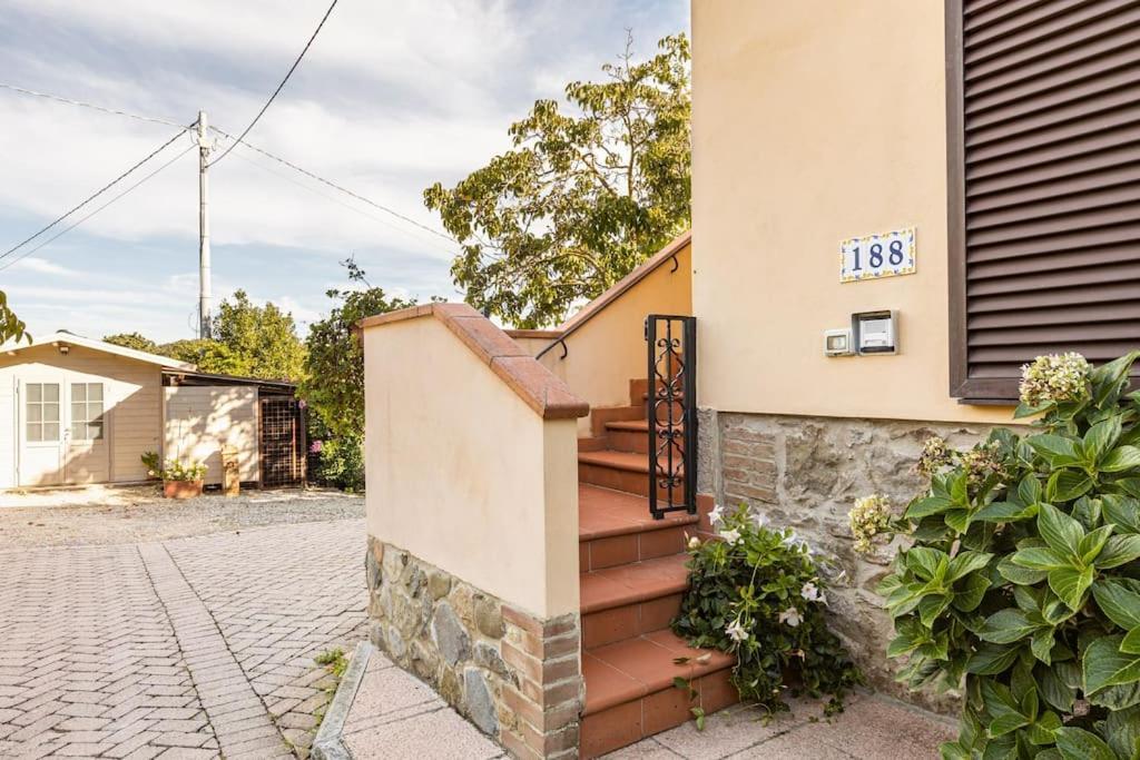 Вилла Casa Della Nonna Кьянни Экстерьер фото